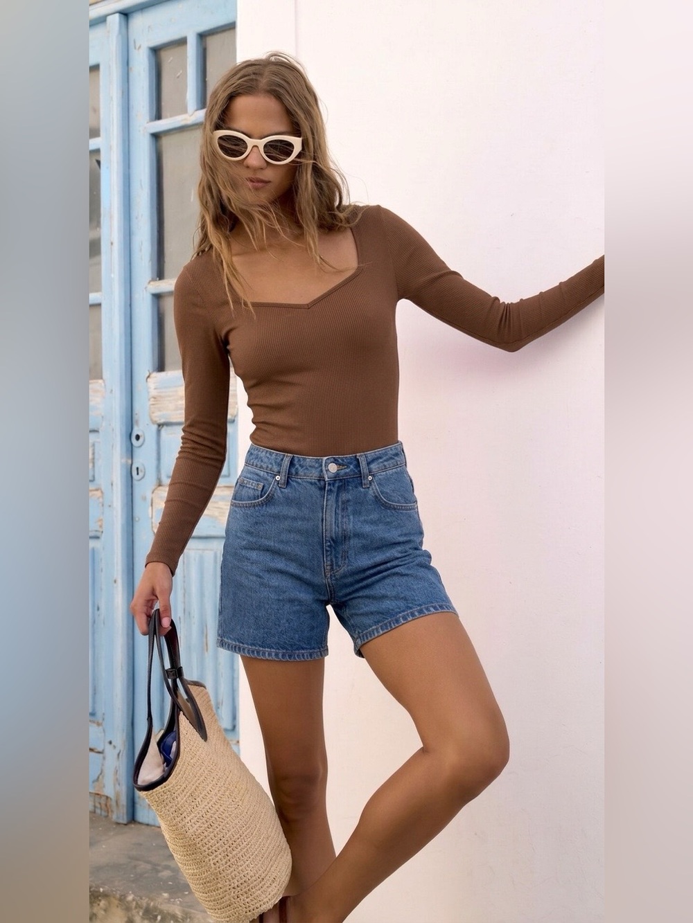 Ribbed Long-Sleeve Bodysuit in Chocolate Brown